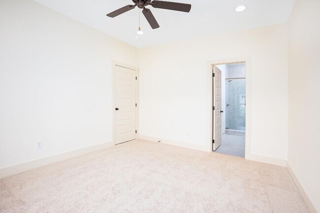 Building Photo - 7355 U.S. Hwy 280 W