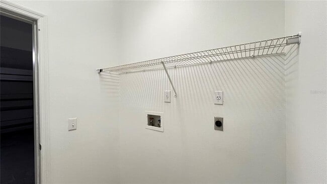 Building Photo - 123 Jaybee Ave