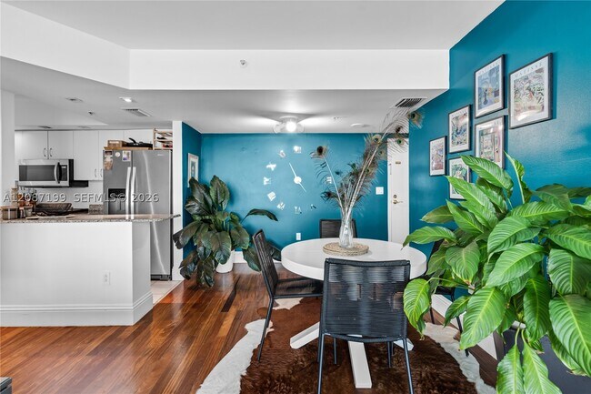 Building Photo - 800 Claughton Island Dr