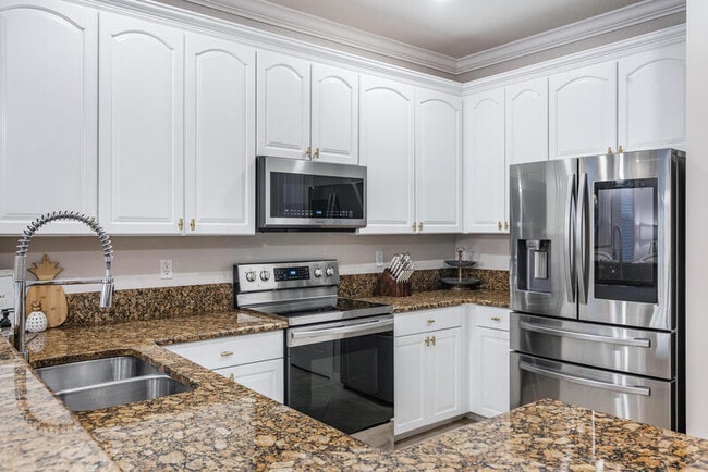 Building Photo - 237 Porgee Rock Pl