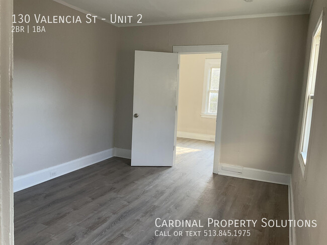 Building Photo - Spacious 2-Bedroom Apartment in Mt. Auburn...