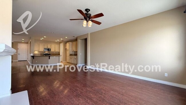 Building Photo - 13272 Sunland St