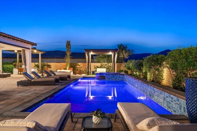 Building Photo - 54770 Cavalcade Ct