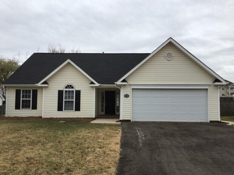 Primary Photo - 5410 Bridgegate Dr