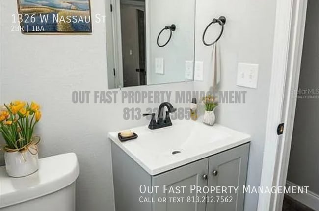 Building Photo - 1326 W Nassau St