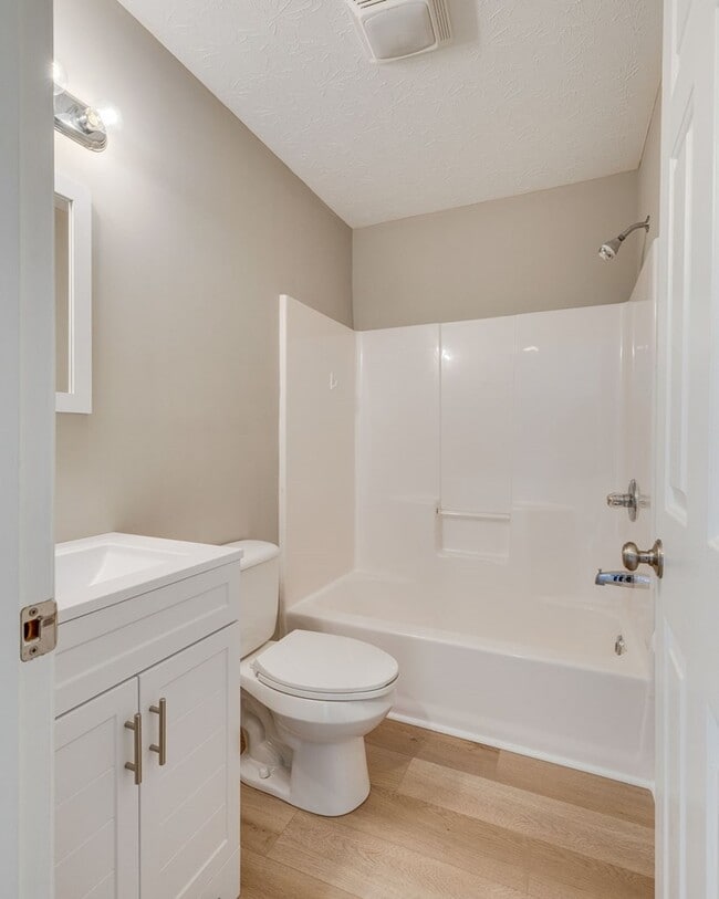 Building Photo - 14245 Lariat Lp