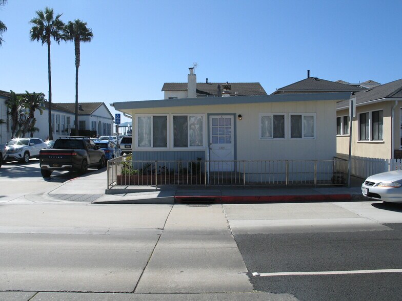 Primary Photo - 1401 W Balboa Blvd