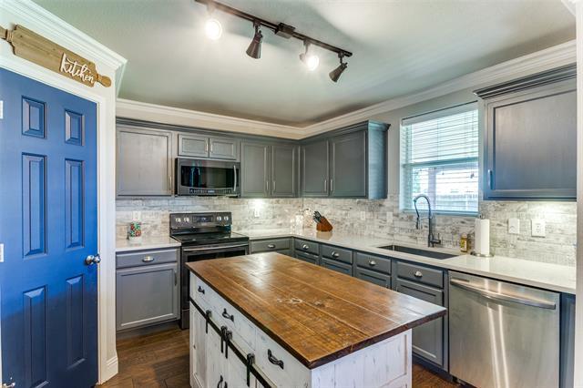 Building Photo - 4505 Pangolin Dr
