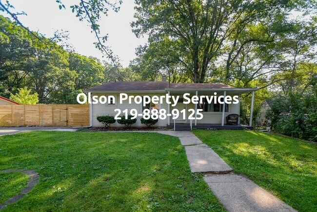 Building Photo - 6215 Glen Dr