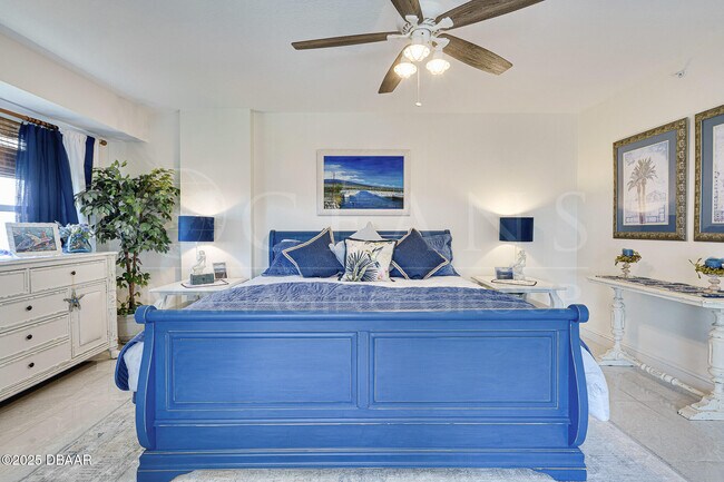 Building Photo - 4650 Links Village Dr