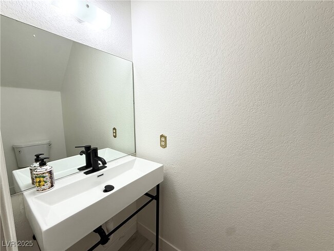 Building Photo - 3228 Tocata Dr