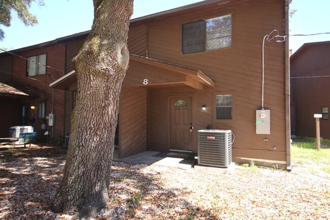 Building Photo - Beautiful Water-View 2BR/2BA Townhome – Flexible Leases, Pet Friendly, and ½ Off Deposit for Acti...