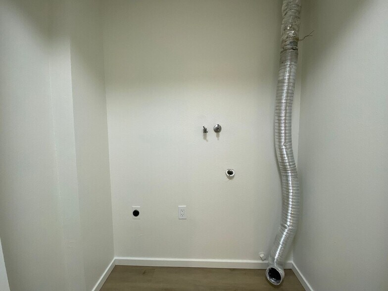 Building Photo - 12214 105th Avenue Ct E