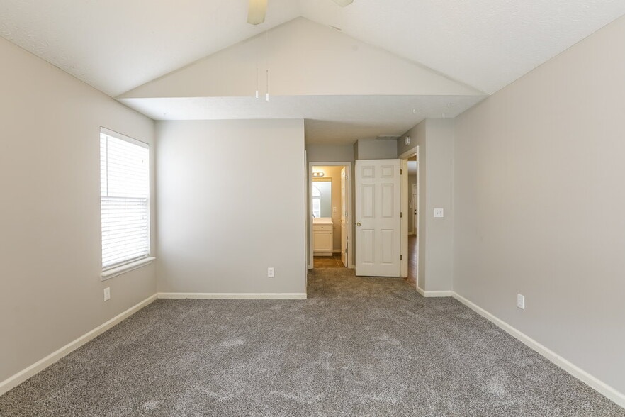 Building Photo - 4622 Noah Overlook W