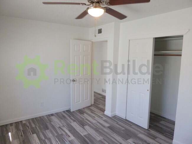 Building Photo - 3426 Smith Ave SE