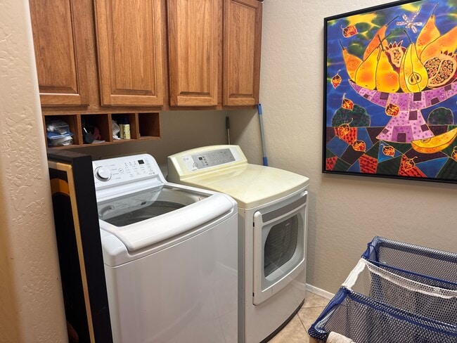 Building Photo - Modern Shared Home with Private Rooms & Full Amenities