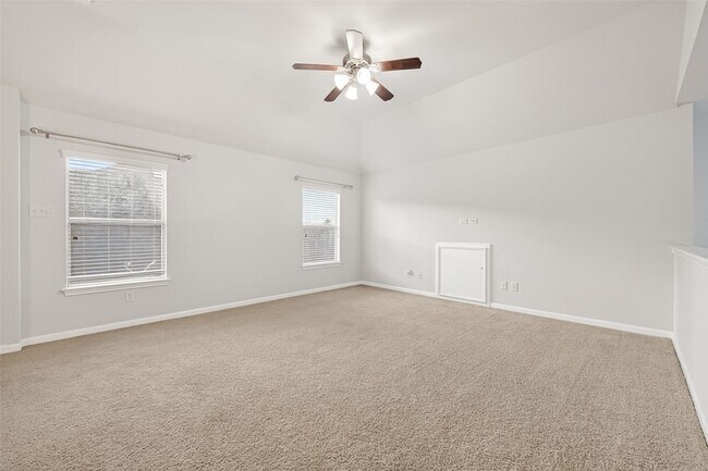 Building Photo - 8858 Distant Woods Dr