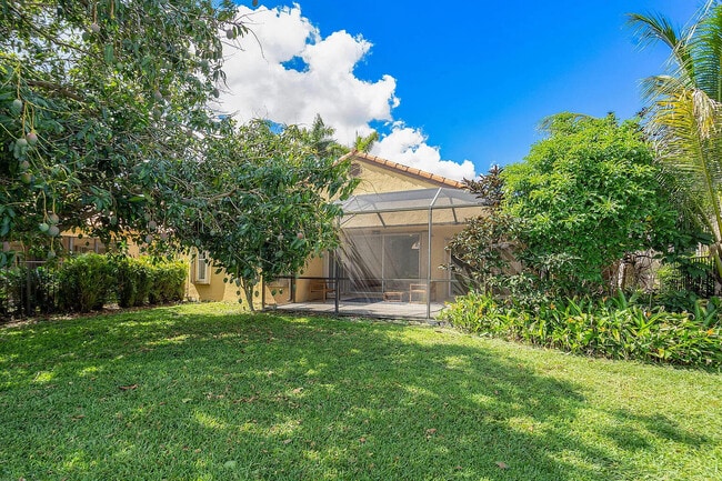 Building Photo - 8031 Nadmar Ave