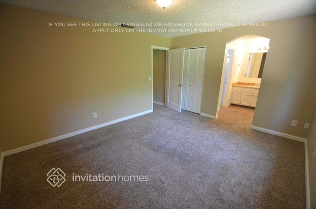 Building Photo - 6568 Pacheco Way