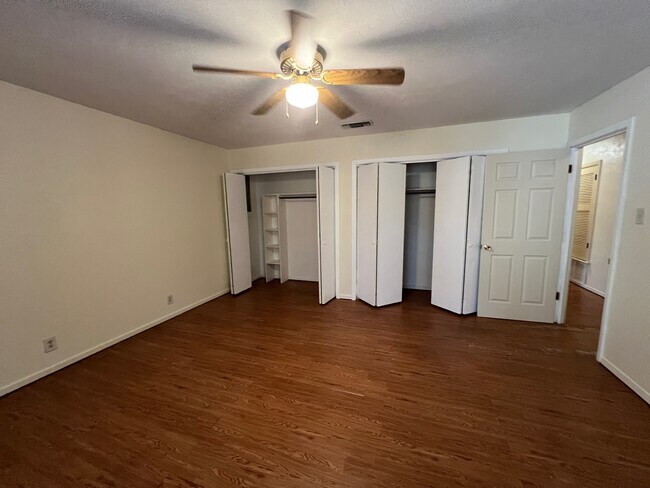 Building Photo - 3209 Hastings Crossing Rd