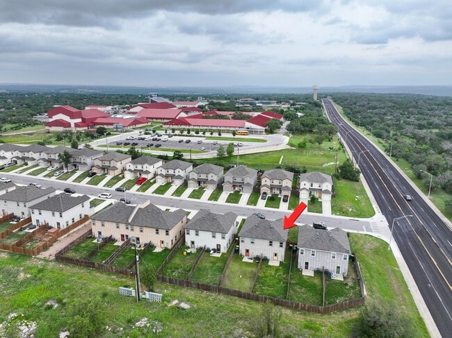 Building Photo - 222 Peruna Dr