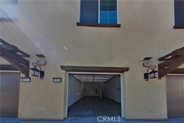 Building Photo - 24935 Vermijo Ct