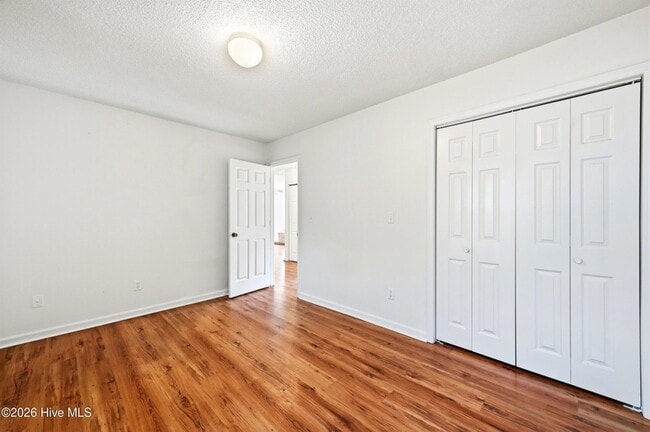 Building Photo - 118 Avondale Ave