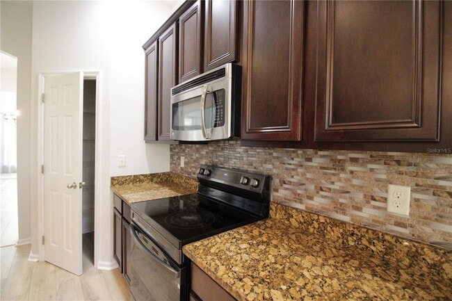 Building Photo - 8225 NW 53rd Ter