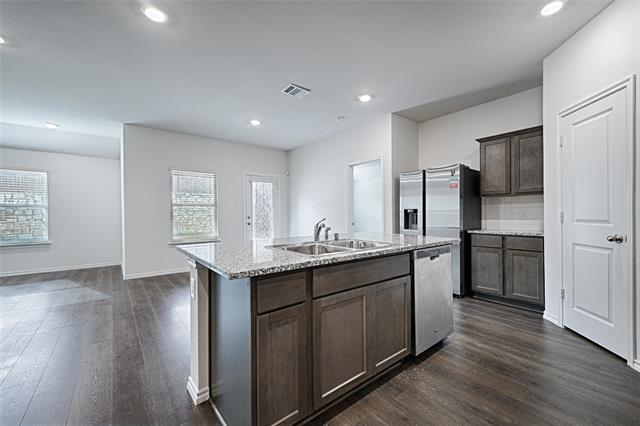 Building Photo - 2326 Conklin Dr