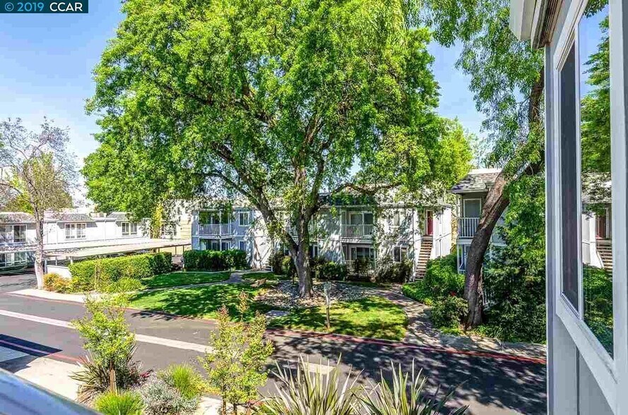 Building Photo - 1578 Sunnyvale Ave