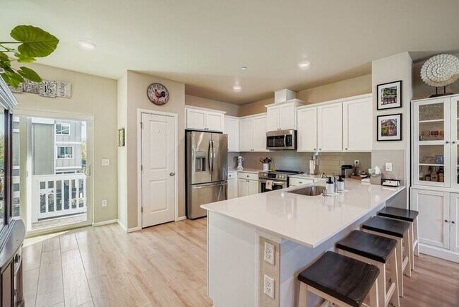 Building Photo - 32668 Steamboat Ln