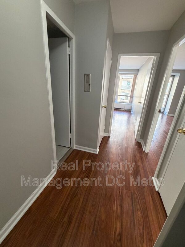 Building Photo - 400 O St SW