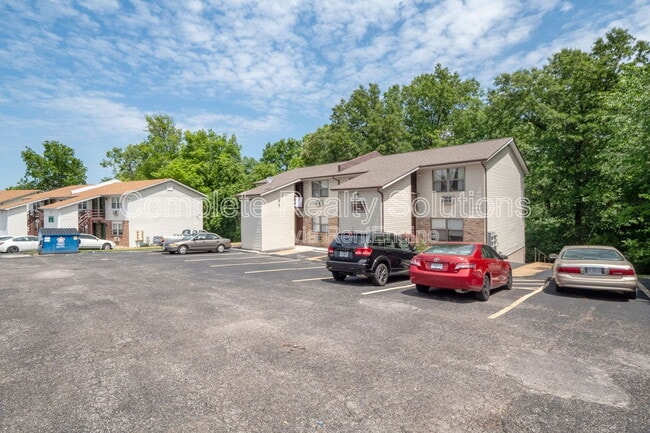 Building Photo - 790 Country Aire Ct