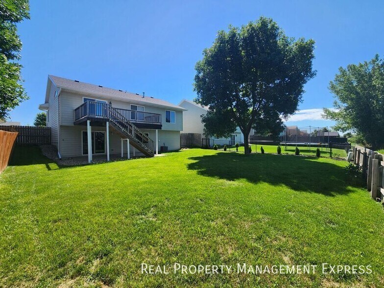 Building Photo - 4809 S Emma Ln