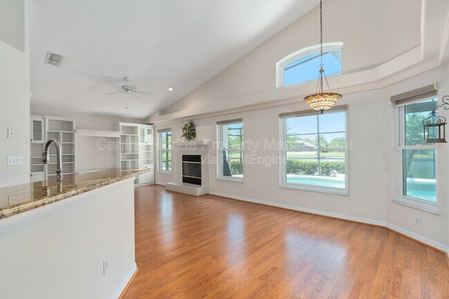 Building Photo - 614 Canary Island Ct