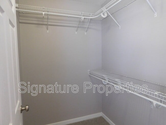 Building Photo - 8197 Belton Cir