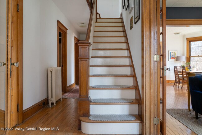 Building Photo - 66 Glenwood Blvd