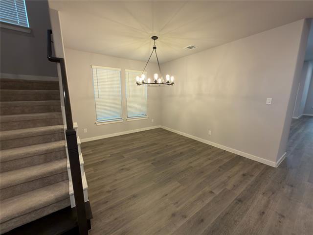 Building Photo - 3102 Bunting Dr