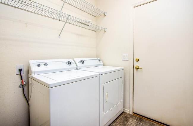 Building Photo - 42607 W Constellation Dr