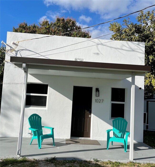 Building Photo - 1027 NW 55th St