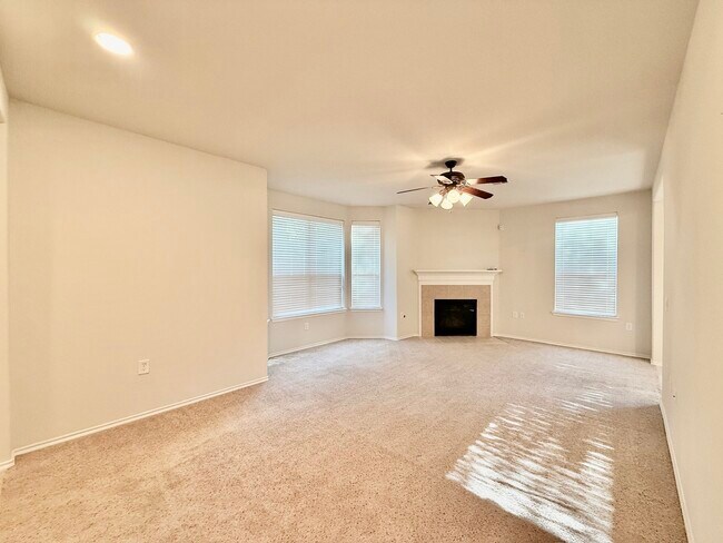 Building Photo - 13600 Breton Ridge St