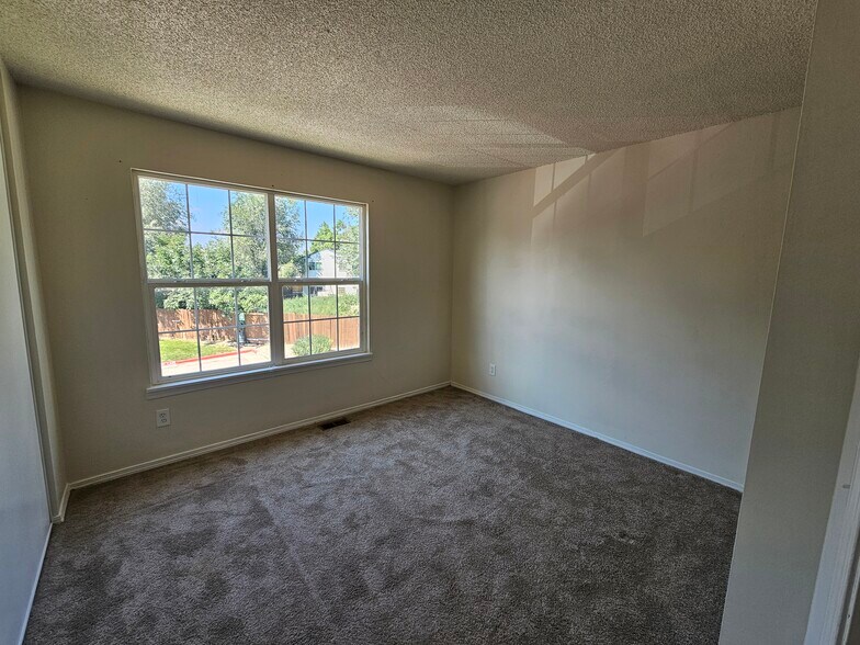 Building Photo - 4253 Baytown Dr