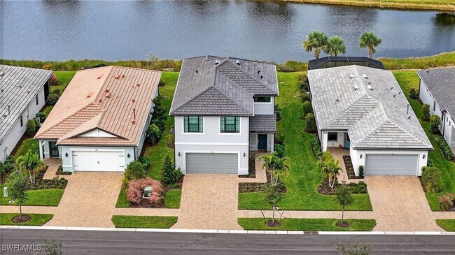 Building Photo - 1657 Serena Ave