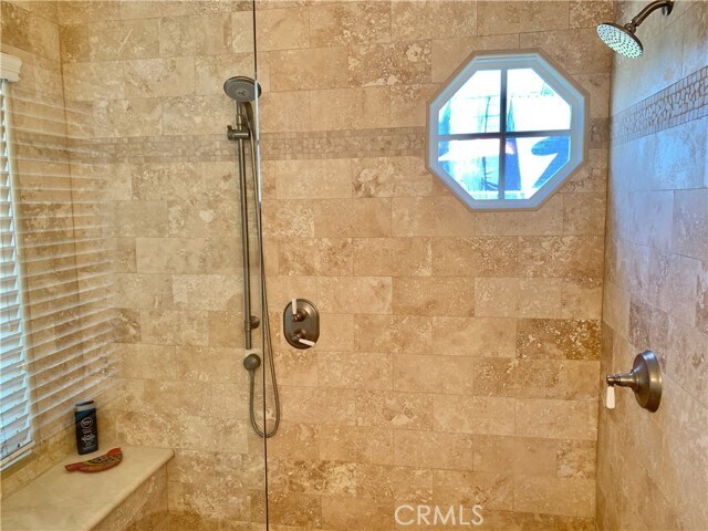 Building Photo - 3003 Ocean Front Walk