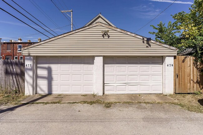 Building Photo - 477 E Gates St