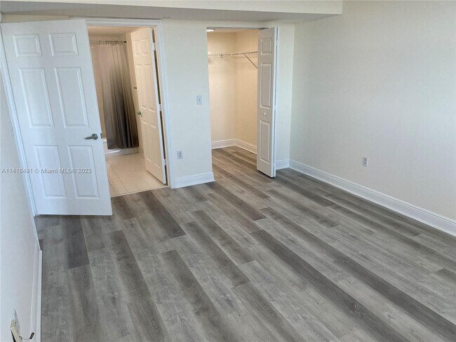 Building Photo - 3000 Coral Way