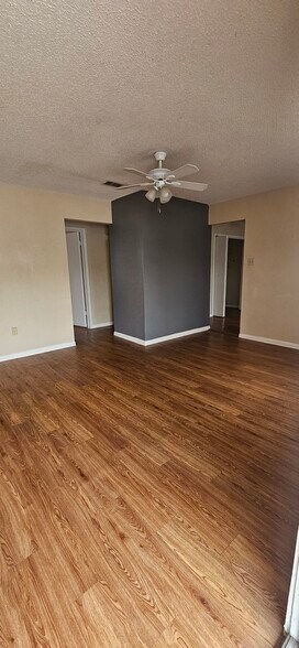 Building Photo - 306 Erby Ave