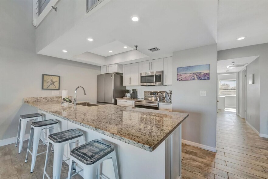 Building Photo - 19727 Gulf Blvd