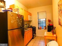 Building Photo - 2025 N Gratz St