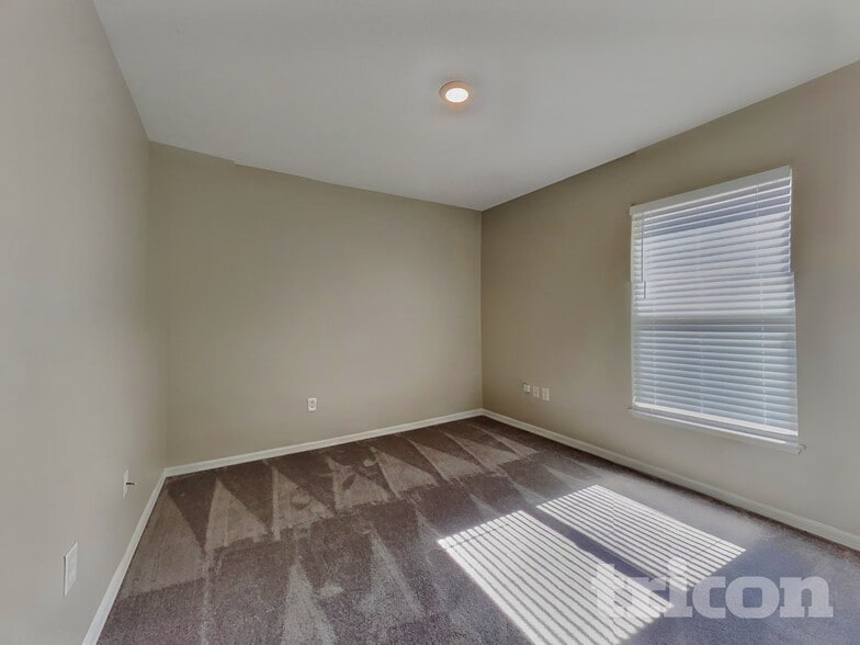 Building Photo - 964 Cascades Park Trail